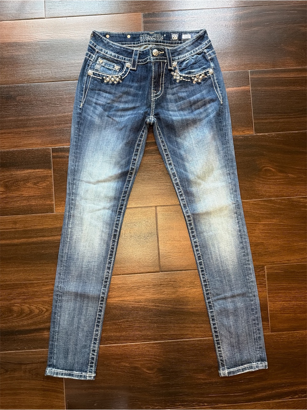 Women's Miss Me Blue Straight Leg Jeans Distressed Size 27 NWOT